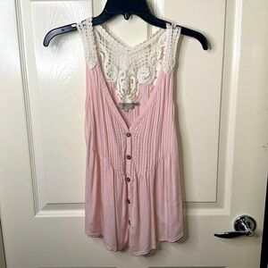 GUESS Crochet Cropped Top